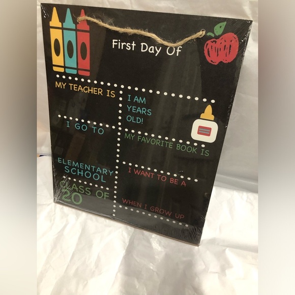 2pack ‘My First Day of‎ School’ personalized Chalkboard for back to school stand - Picture 2 of 10